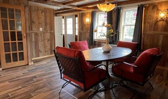 8 Graffam Rd, Baldwin, ME 04091