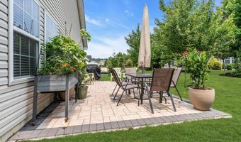 25 Twilight Dr, Barnegat, NJ 08005