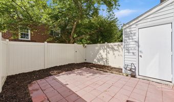 5603 INDEPENDENCE Cir, Alexandria, VA 22312