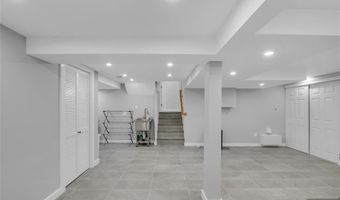 136 E Clinton Ave, Bergenfield, NJ 07621