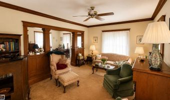 703 Smith St, Algonac, MI 48001