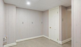 9400 FALLS Rd, Potomac, MD 20854