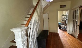 114 E Concord St, Athens, WV 24712