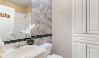 3752 Park Pl, Addison, TX 75001