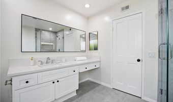 29950 Rolling Ridge Dr, Agoura Hills, CA 91301