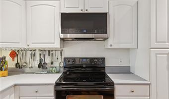 15 Palmetto Beach Dr, Bluffton, SC 29910