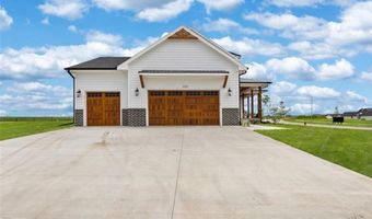 6129 NE Sherman Dr, Ankeny, IA 50021