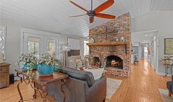 3 Cynthia Rd, Lincoln, RI 02865