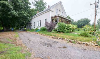 38 Border St, Amherst, NH 03031
