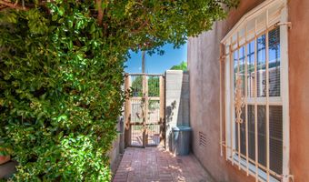 929 AVENIDA ESTRELLITA NE, Albuquerque, NM 87110