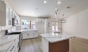 6435 Heatherton Ave, Las Vegas, NV 89110