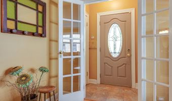 805 S Mitchell Ave, Arlington Heights, IL 60005