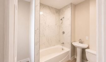 22 Fernboro St, Boston, MA 02121