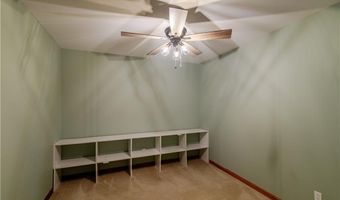 1502 Brookdale Dr, Atchison, KS 66002
