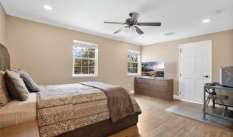 5018 SAINT DENIS Ct, Belle Isle, FL 32812