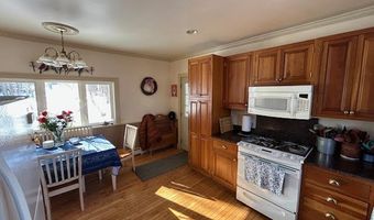 41 Grove St, Belfast, ME 04915