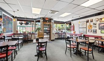 306 Broadway Ave 306-310, Newport, RI 02840