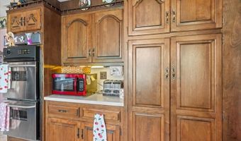 922 Warwick Tpke, Alloway, NJ 07421