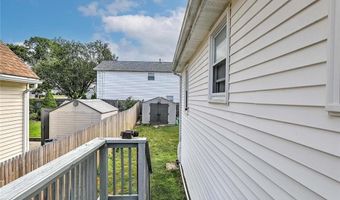 28 Plant St, Cumberland, RI 02864