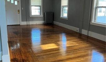 125 Smith St, Cranston, RI 02905