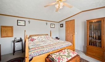 37 Circle Dr, Belmont, NH 03220