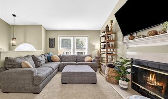 3653 N Meadow Mill Dr, Arnold, MO 63010