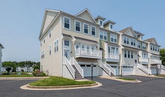 10900 HOLYSTONE Ln 301, Berlin, MD 21811
