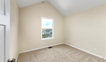 1640 Grayhawk Dr, Basehor, KS 66007
