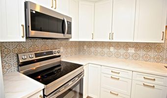 66 Girard Ave 312, Newport, RI 02840