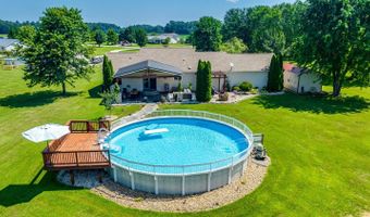 11462 Four Seasons Dr, Batesville, IN 47006