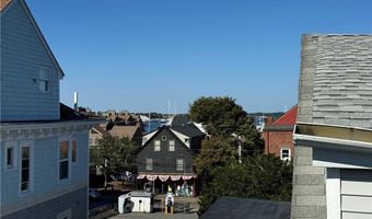 9 Ann St 2, Newport, RI 02840