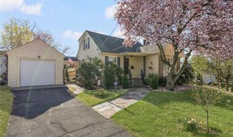 98 Homewood Ave, North Providence, RI 02911