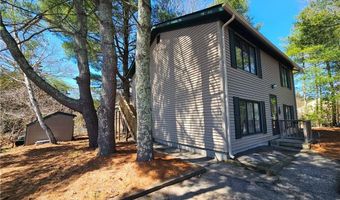 3 Lakeview Dr, Narragansett, RI 02882