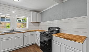 320 Maple Shade Rd, Alma, AR 72921
