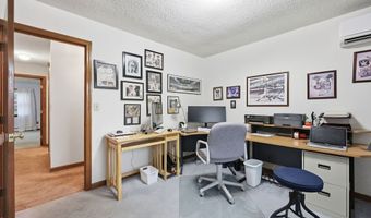 7 Dogwood Dr, Ansonia, CT 06401