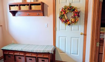 129 Summit St, Baileyville, ME 04694