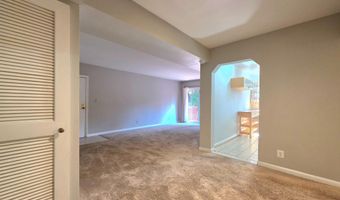 2704 DARTMOUTH Rd 3, Alexandria, VA 22314