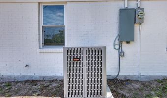 612 S 9th St, Aransas Pass, TX 78336
