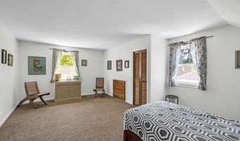24 Toole Dr, Branford, CT 06405