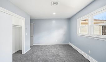 4 Rainbow Trl, Alloway, NJ 07422