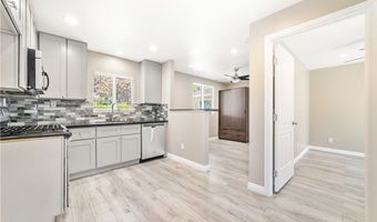 13200-13202 Wentworth St, Arleta, CA 91331
