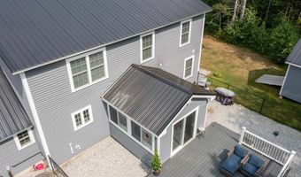 101 Loft Cir, Campton, NH 03223