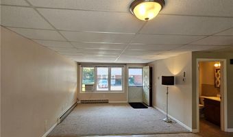 40 Kingsland Ct 2A, Charlestown, RI 02813