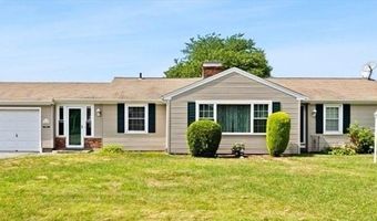 16 Kingsford Ave, East Providence, RI 02915