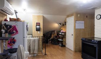 53 School St, East Providence, RI 02914