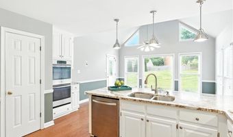 275 Singletree Trce, Alpharetta, GA 30004