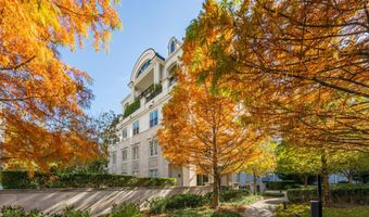 8111 RIVER Rd 116, Bethesda, MD 20817