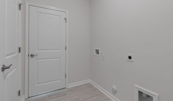 415 Thistle Meadow Ln, Aberdeen, NC 28315