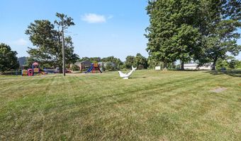 3422 Burbank Dr, Ann Arbor, MI 48105