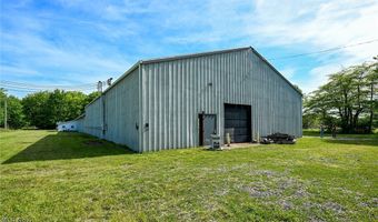 420 Merrill St, Andover, OH 44003